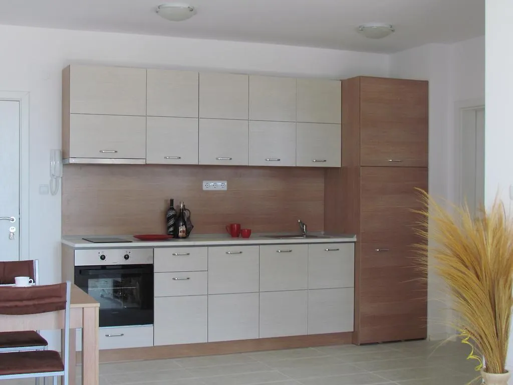 סוזופול Ganozliev'S Apartments In Kavatsi Area 0*,