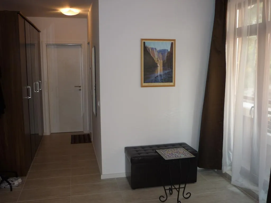 סוזופול Ganozliev'S Apartments In Kavatsi Area